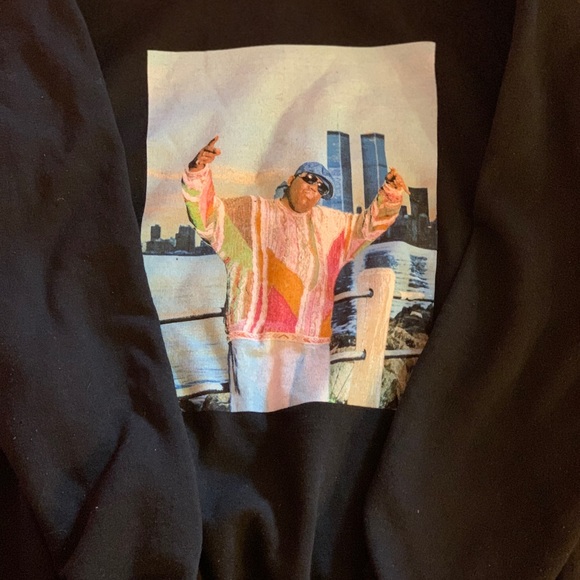Biggie sweatshirt! Very warm - Picture 2 of 3